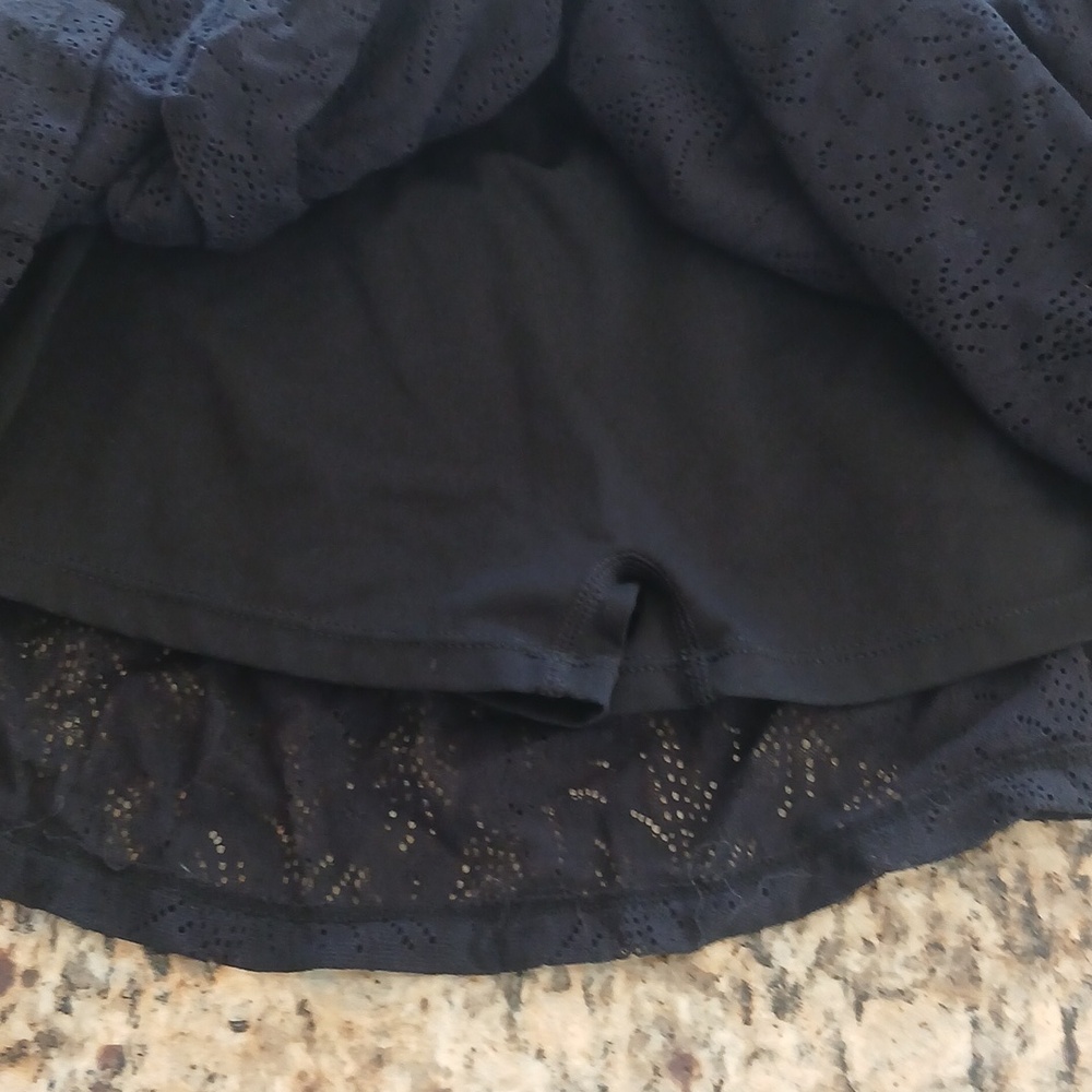 Halara Ruffle Mini Skort Black - Picture 3 of 3
